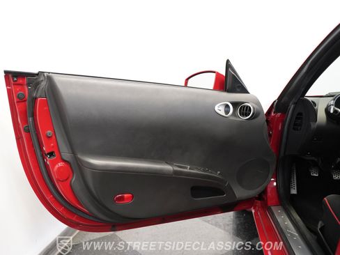 Used 2003 Nissan 350Z Track image 37