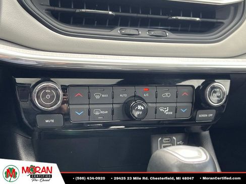 Used 2023 Jeep Compass Limited w/ Sun and Sound Group AWD/4WD image 23