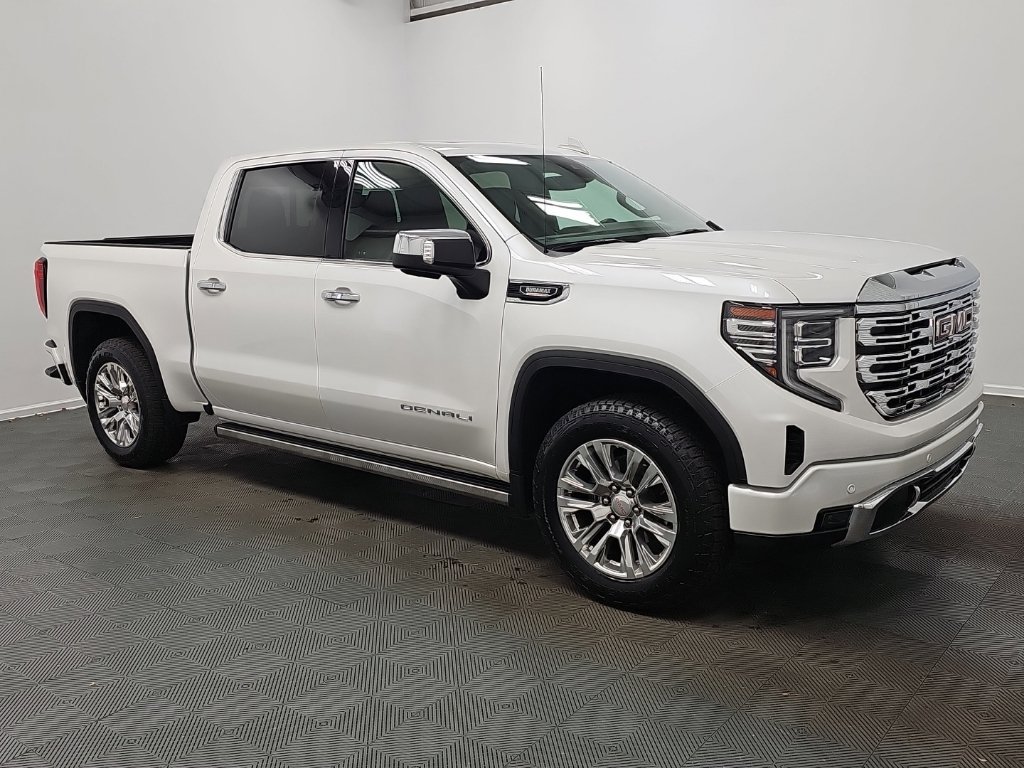 Certified 2025 GMC Sierra 1500 Denali AWD/4WD image 3