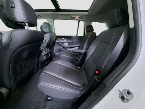 New 2026 Mercedes-Benz GLS 450 4MATIC image 25