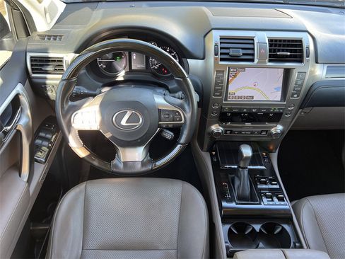 Used 2021 Lexus GX 460 Luxury image 18