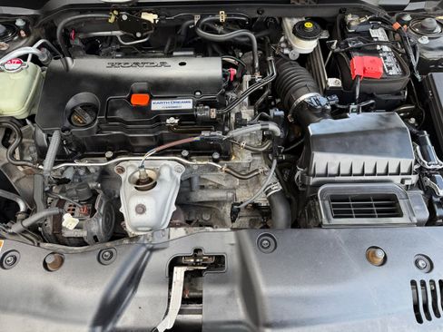 Used 2018 Honda Civic EX image 8