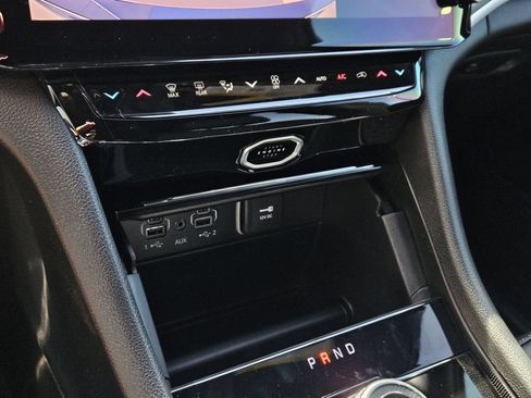 New 2026 Jeep Grand Cherokee L Limited RWD image 18