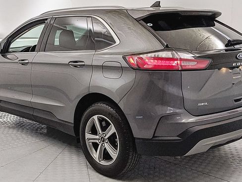 Certified 2023 Ford Edge SEL w/ Convenience Package AWD/4WD image 4