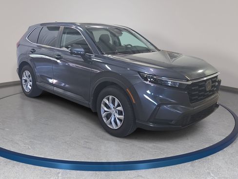 Used 2025 Honda CR-V LX image 4