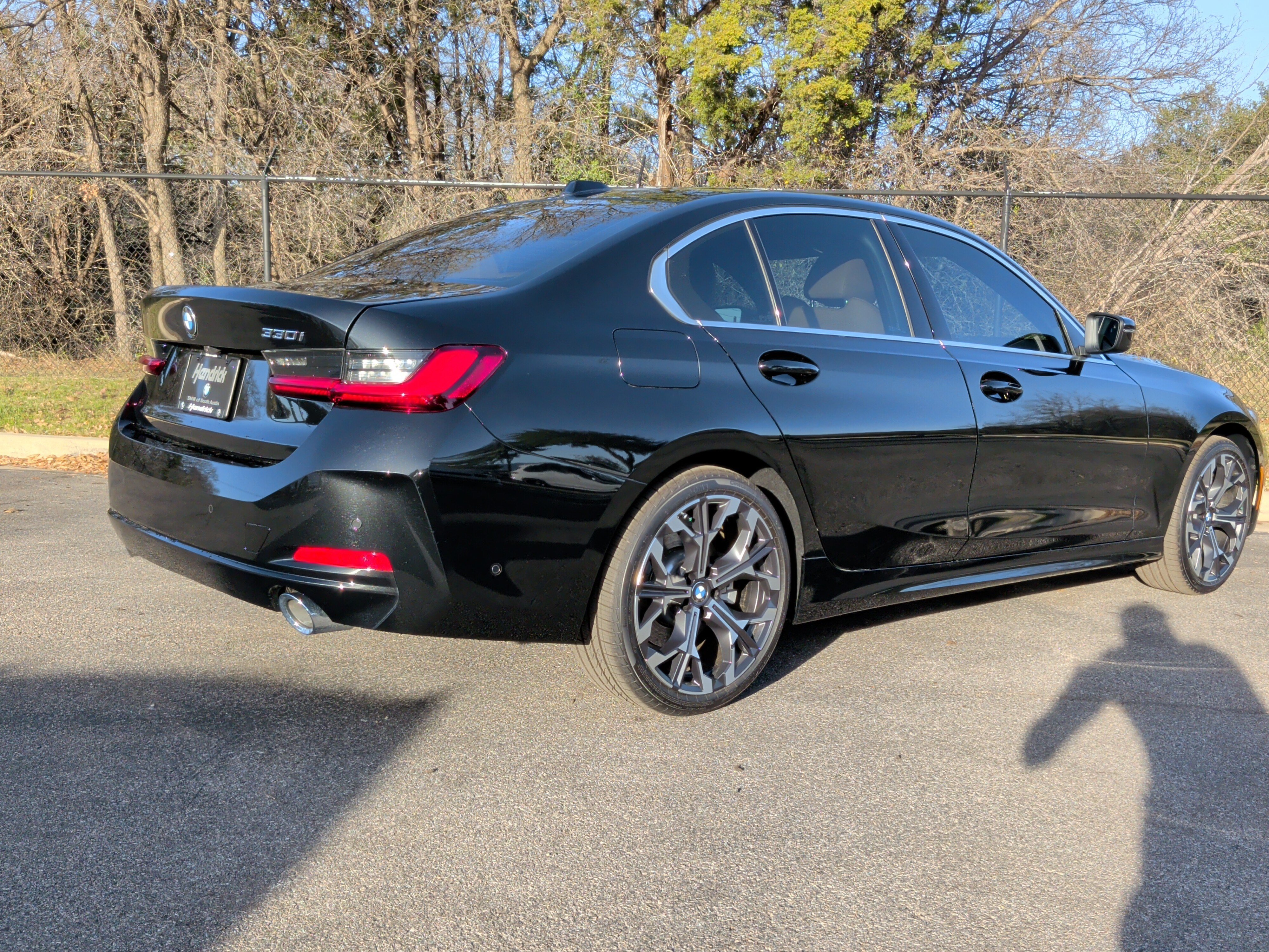 Used 2026 BMW 330i Sedan w/ Convenience Package RWD image 9