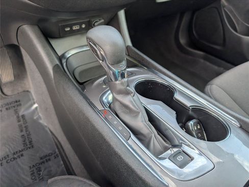 Used 2024 Chevrolet Malibu LT FWD image 19