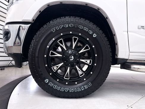 Used 2020 RAM 1500 Laramie AWD/4WD image 11