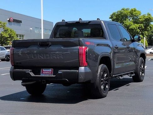 Used 2025 Toyota Tundra Limited w/ TRD Off-Road Package AWD/4WD image 5
