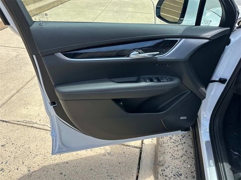 New 2025 Cadillac XT6 Premium Luxury w/ Technology Package image 13