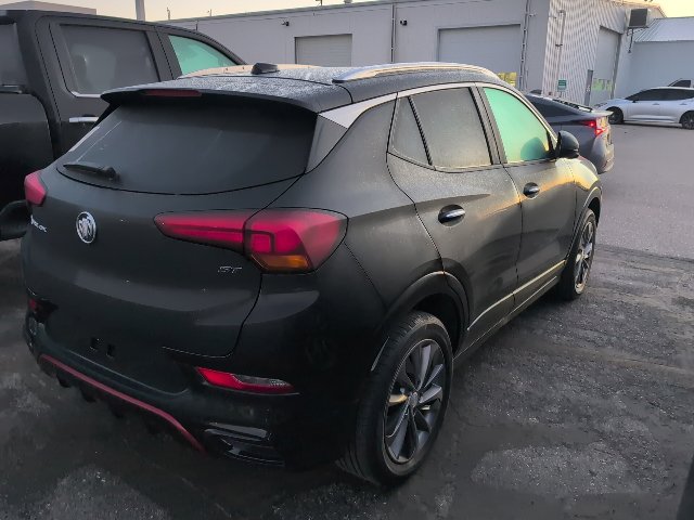 Used 2023 Buick Encore GX Select w/ Sport Touring Package AWD/4WD image 2