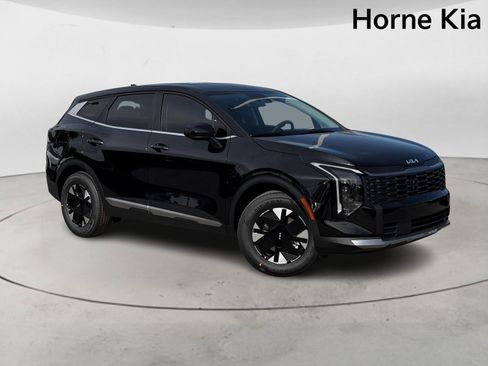 New 2026 Kia Sportage LX FWD image 2