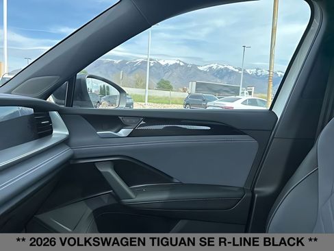 New 2026 Volkswagen Tiguan SE R-Line AWD/4WD image 33