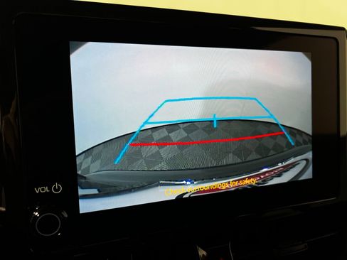 Used 2026 Toyota Corolla LE FWD image 18
