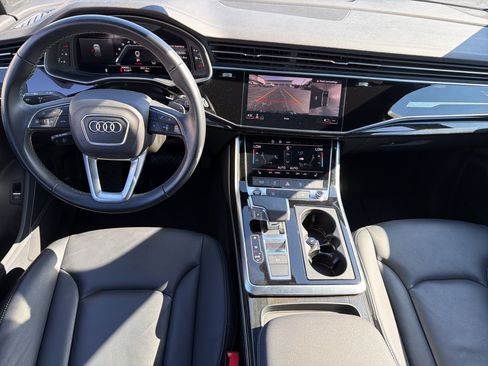 Used 2025 Audi Q7 3.0T Premium Plus AWD/4WD image 21