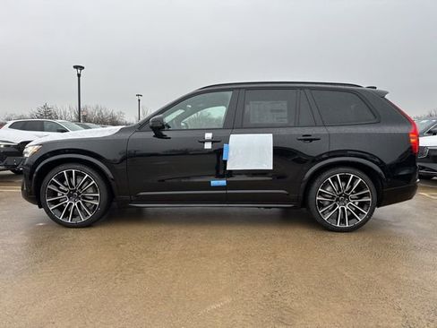 New 2026 Volvo XC90 B6 Ultra w/ Lounge Package image 4
