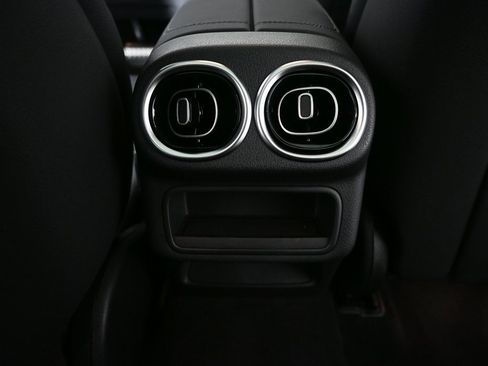 New 2026 Mercedes-Benz GLC 43 AMG 4MATIC image 17