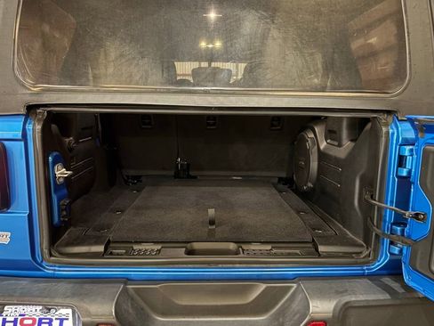 Used 2022 Jeep Wrangler Unlimited Sahara image 14