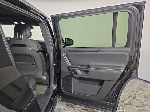 Used 2024 Rivian R1S Adventure AWD/4WD image 19