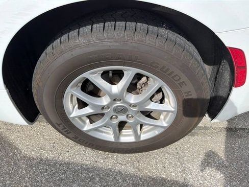 Used 2022 Chrysler Voyager LX FWD image 7