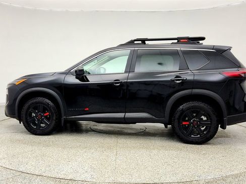 Used 2025 Nissan Rogue SV AWD/4WD image 8