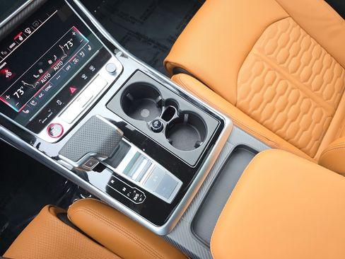 New 2026 Audi RS Q8 performance image 23