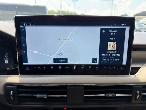 Used 2023 Lincoln Corsair FWD w/ Equipment Group 101A image 23