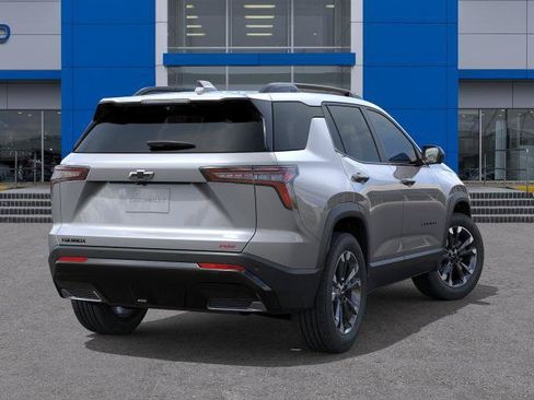 New 2026 Chevrolet Equinox RS w/ Convenience Package III FWD image 4