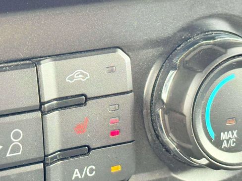 Used 2017 Ford F150 XLT w/ Equipment Group 302A Luxury AWD/4WD image 25
