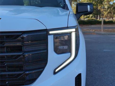 New 2026 GMC Sierra 1500 Elevation w/ Elevation Premium Package image 9