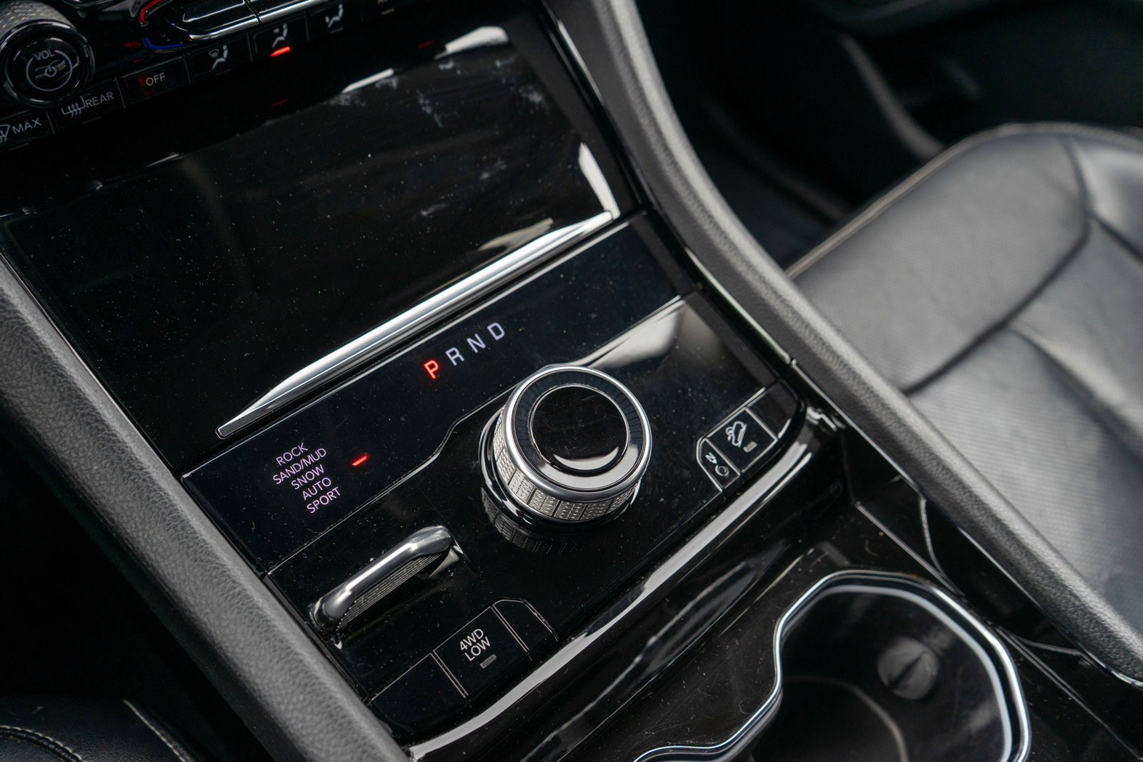 Used 2023 Jeep Grand Cherokee 4WD 4xe w/ Luxury Tech Group II image 22