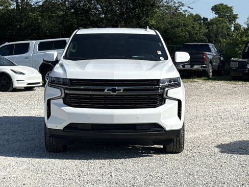 Used 2022 Chevrolet Suburban RST w/ Luxury Package AWD/4WD image 2
