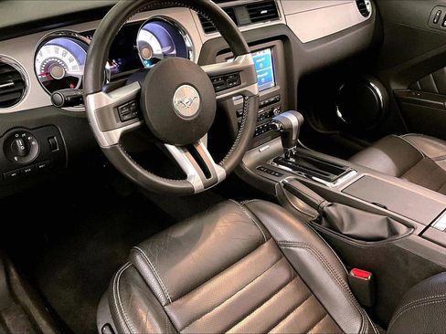 Used 2012 Ford Mustang GT Premium w/ Electronics Pkg image 12