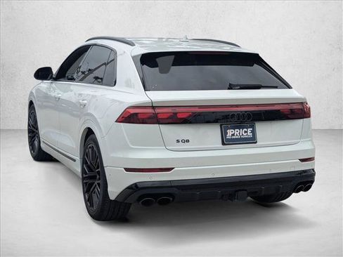 Used 2024 Audi SQ8 Prestige image 8