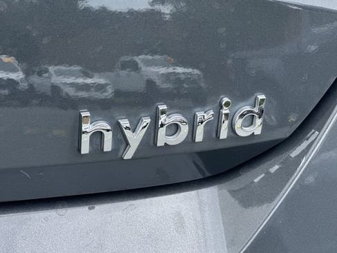 Used 2023 Hyundai Elantra Limited FWD image 25