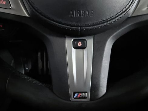 Used 2022 BMW 750Li xDrive AWD/4WD image 36