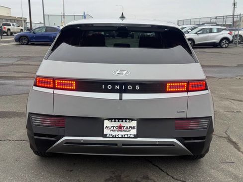 Used 2023 Hyundai Ioniq 5 SE image 4
