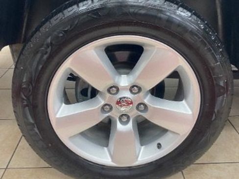 Used 2017 RAM 1500 Tradesman image 35