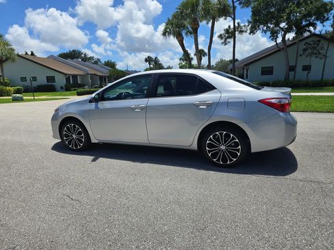 Used 2015 Toyota Corolla S FWD image 8