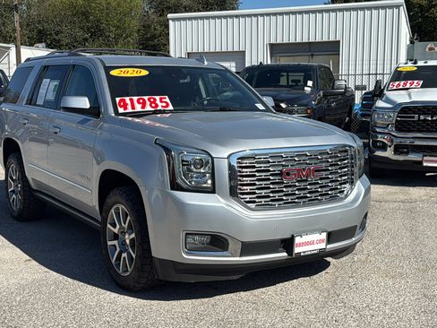 Used 2020 GMC Yukon Denali image 7