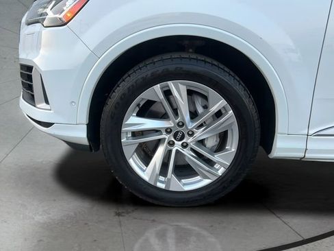 Used 2021 Audi Q7 3.0T Premium Plus image 27