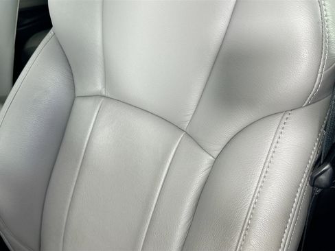 Used 2024 Subaru Forester Premium image 18