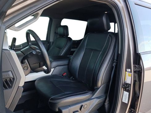 Used 2020 Ford F250 Lariat w/ Lariat Ultimate Package AWD/4WD image 28
