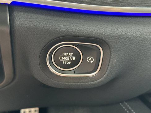 New 2026 Mercedes-Benz GLS 450 4MATIC image 23