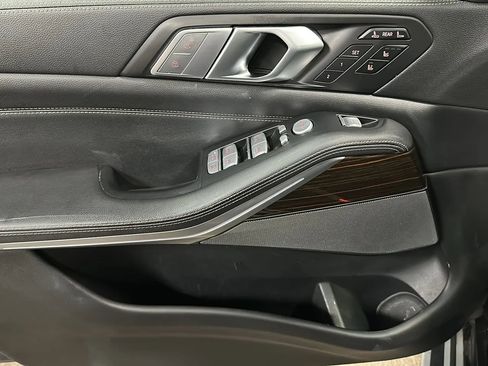 Used 2019 BMW X7 xDrive50i w/ Premium Package image 10