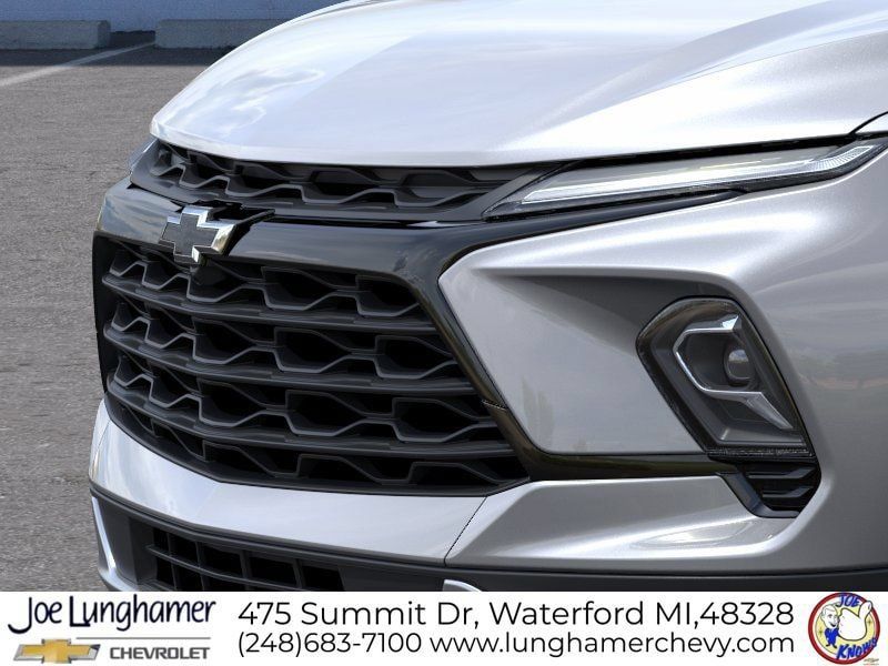 New 2026 Chevrolet Blazer LT w/ Midnight/Sport Edition AWD/4WD image 15