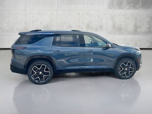 New 2026 Chevrolet Traverse High Country w/ LPO, Floor Liner Package image 4