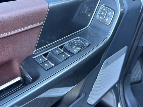 Used 2022 Ford F150 Lariat image 29