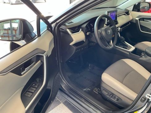 Used 2023 Toyota RAV4 XLE w/ Convenience Package AWD/4WD image 9