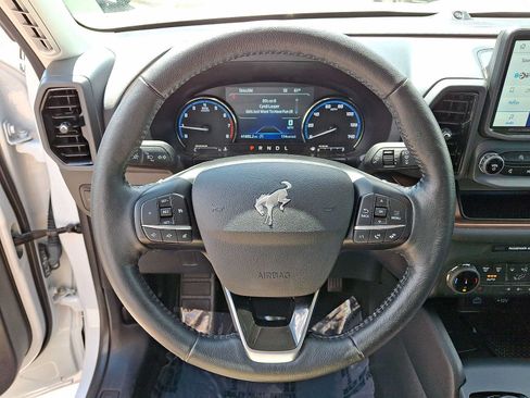 Used 2022 Ford Bronco Sport Outer Banks w/ Tech Package AWD/4WD image 22